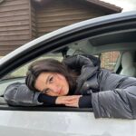 Jules LeBlanc Instagram - gettin’ chilly @aritzia #TheSuperPuff #aritziapartner