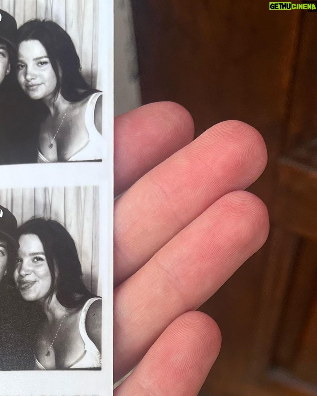 Jules LeBlanc Instagram - posted another vlog💼 Venice, Italy