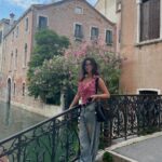 Jules LeBlanc Instagram - posted another vlog💼 Venice, Italy