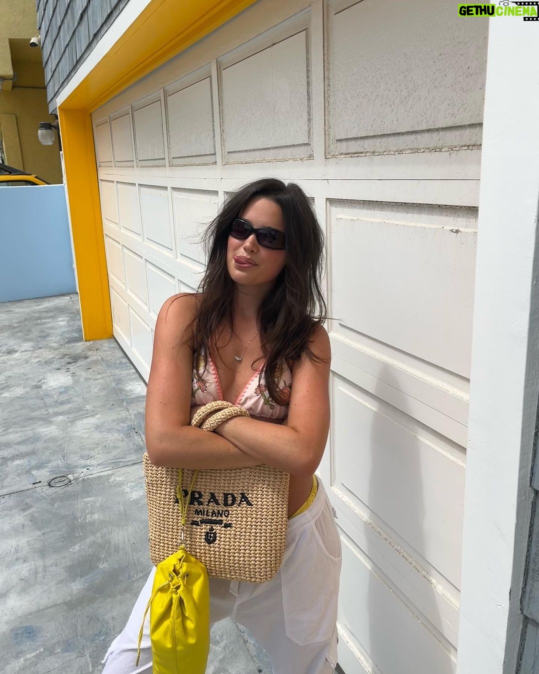 Jules LeBlanc Instagram - 🦅🦅one hundred meters, i just put nine gyal ina sprinter @prada #seabeyond
