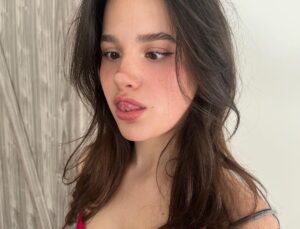 Julianna LeBlanc Instagram - 