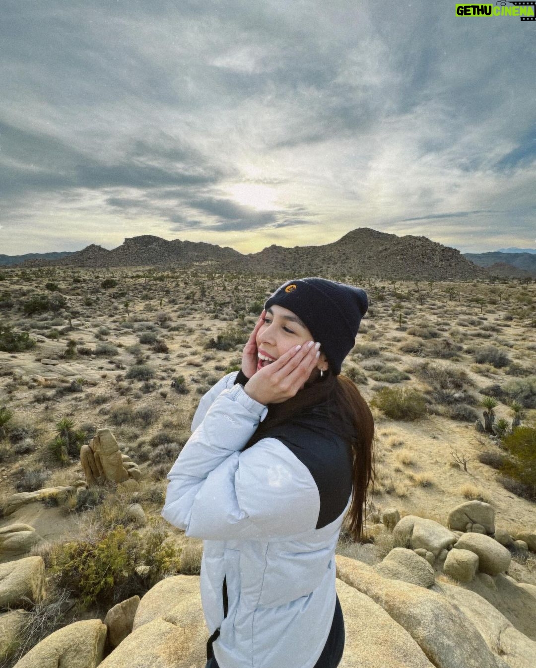Julia Barretto Instagram - Unreal 🤍🤍🤍🤍 Joshua Tree National Park