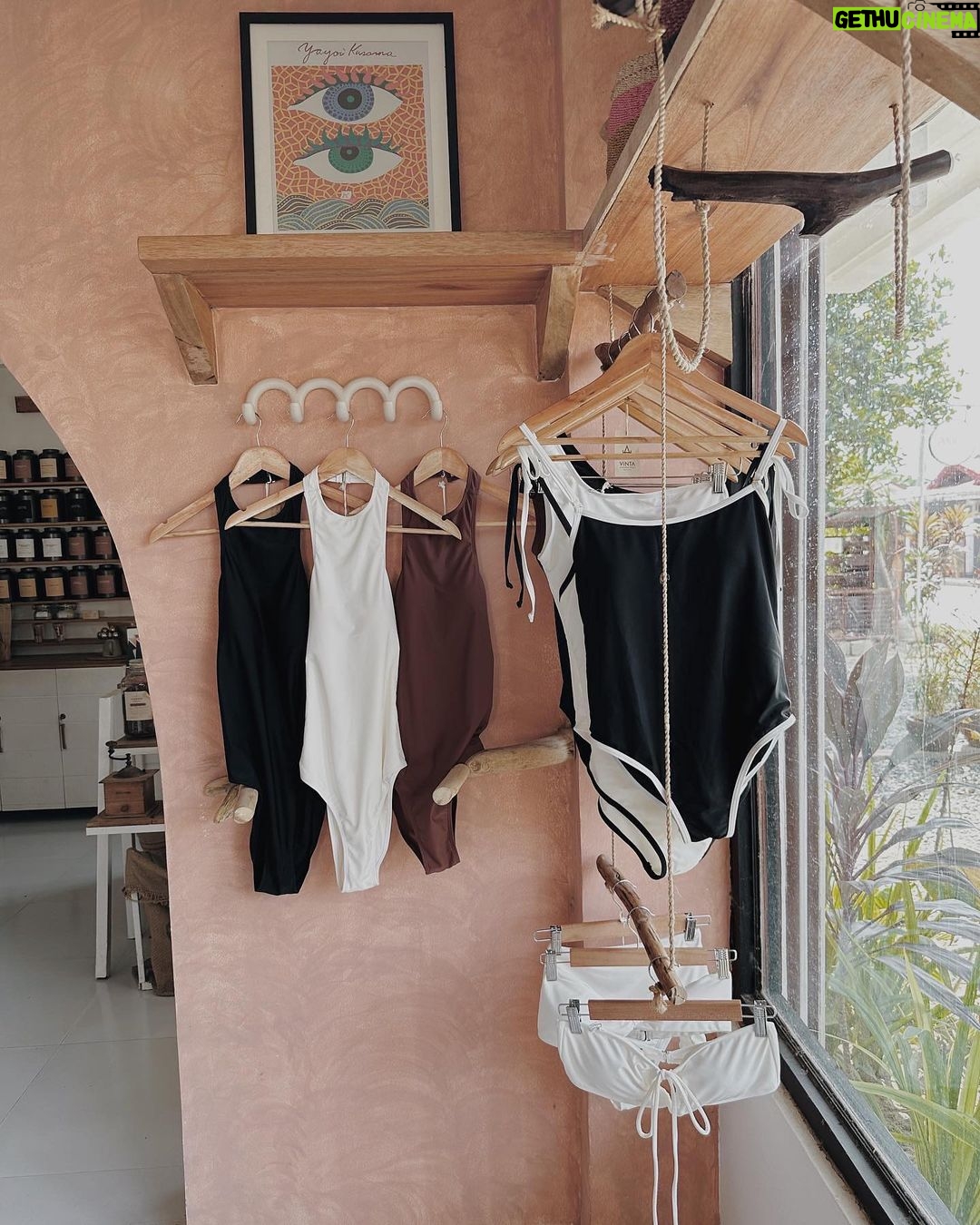 Julia Barretto Instagram - @thejujuclub.co is in Siargao! I love this island and we’re happy that we’re now available there 🫶🏼 You can find us at Vinta Siargao, General Luna. ♡