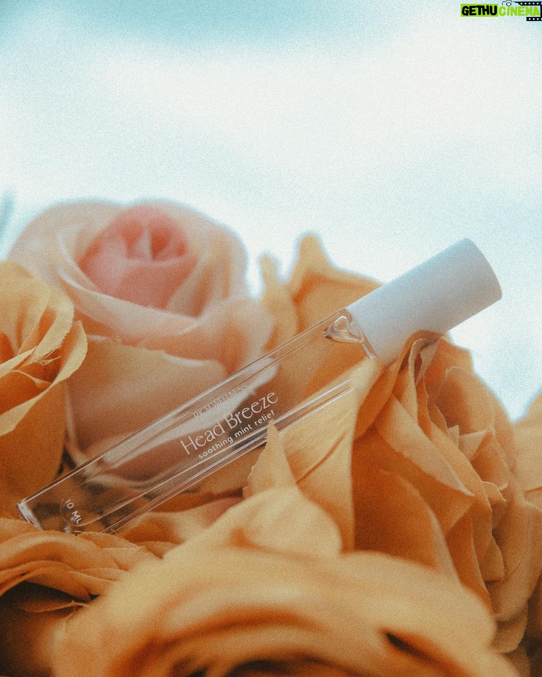 Julia Barretto Instagram - Officially can’t live without this product. @hellorichbeauty available now.
