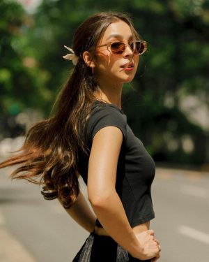 Julia Barretto Instagram - Meet Aurora. Our new hair clip collection available starting tomorrow 🛍️ @thejujuclub.co