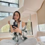 Julia Barretto Instagram - Hey there, Beauty Bean! ☕️ I've discovered the most delicious slimming coffee that helps me maintain a healthy body and gives me glowing skin. Available on TikTok, Shopee and Lazada! Follow @dearfacephofficial @jonahiah 🤎