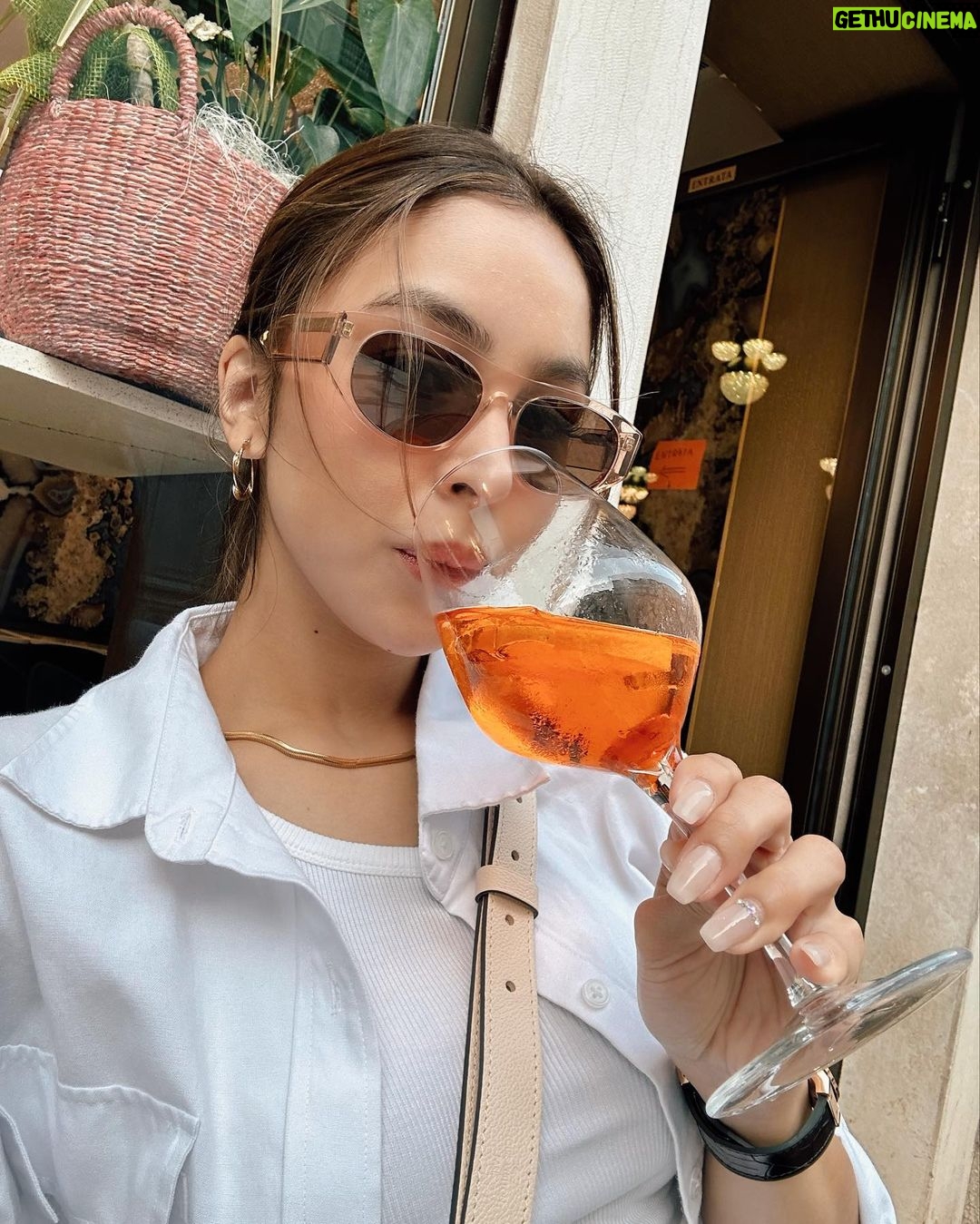 Julia Barretto Instagram - Filed under: selfies in 🇮🇹
