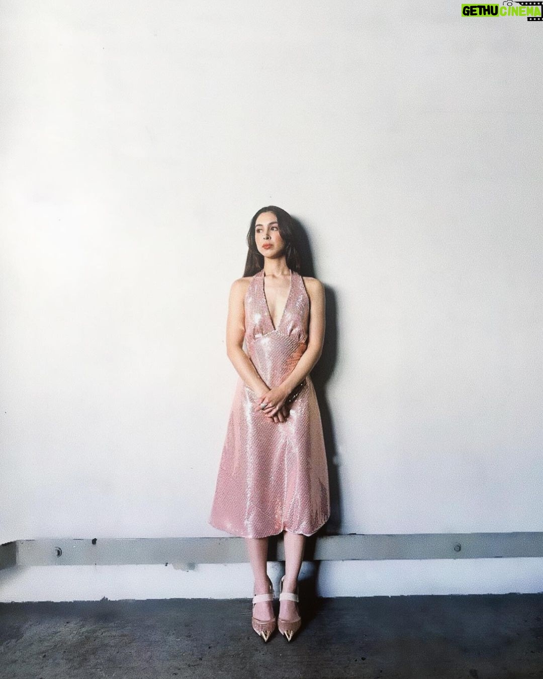 Julia Barretto Instagram - What a month 🌹