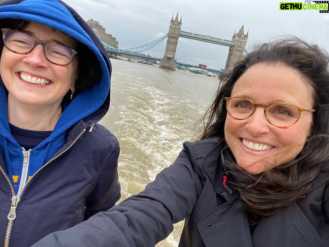 Julia Louis-Dreyfus Instagram - Me and me matey @georgiapudding on some river somewhere.