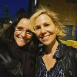 Julia Louis-Dreyfus Instagram - Another teeny tiny @veephbo reunion. Joy! @sallysmack #minnahakkinen