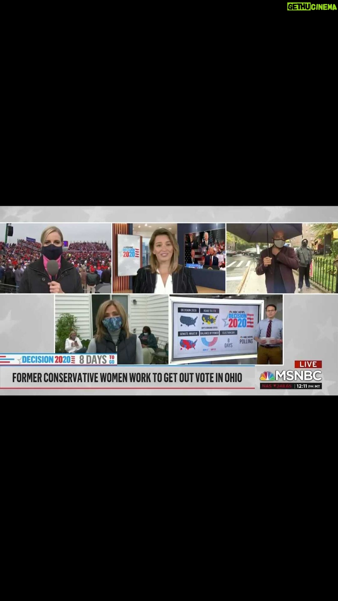 Julia Louis-Dreyfus Instagram - Dear women of @RedWineBlueUSA, thank you for giving me a heavy pour of hope this week. 🍷💙 This group of self-described suburban women are mobilizing to defeat Trump in their home state of Ohio and are one of the reasons why Biden is +23 points with these women in swing states. Cheers to you ladies!! P.S. Listen to Monday’s episode of The Daily for an in-depth feature on these activists!