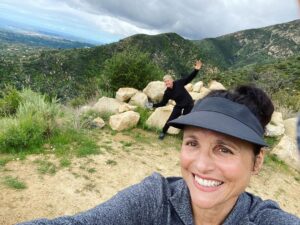 Julia Louis-Dreyfus Instagram - Social distance hike with my pal @theellenshow. We had a great conversation although I couldn’t really hear what she was saying.