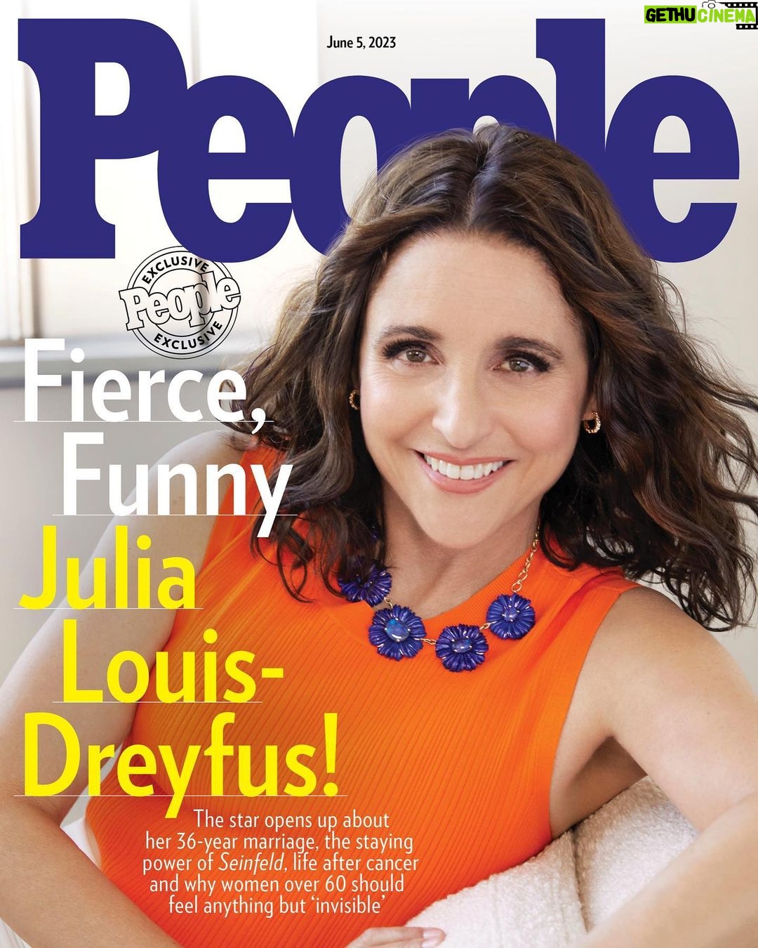 Julia Louis-Dreyfus Instagram - Massive thanks to @people for this happy cover. Photo @cliffwatts Story @clarissanyc1 Publicist @lindsayk927 Styling @kevinmichaelericson Tailor @s.rothan Makeup @karenkawahara Hair @matthewmonzon Nails @ashlie_johnson