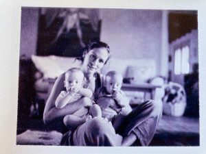 Julia Roberts Instagram - ✨✨19✨✨ There are no words for the joy, the fun, the wild rumpus of life together. 💕
