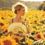 Julia Roberts Instagram - October, I have always had a lot of faith in you. Don’t let us down. 🌻 #weareinthistogether #wearamask #vote #wtfarewewaitingfor