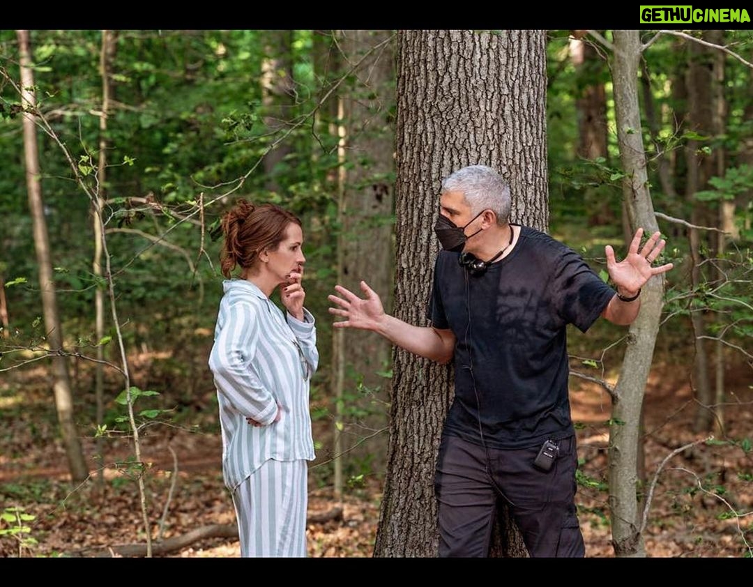 Julia Roberts Instagram - Sometimes films require us to do odd things- like wander through the woods in pajamas. Discover why on November 22! Leave the World Behind. Find your local theater on link in bio! 🌲 🍿 🎦 🌍