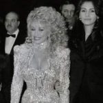 Julia Roberts Instagram - Happy Birthday to the always ✨Dazzling ✨ Dolly! The best in the game, always. 🙌🏼🎂♥️