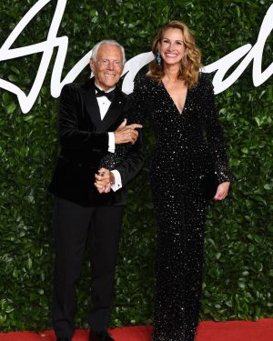 Julia Roberts Instagram - The Legend. Giorgio Armani 🌟