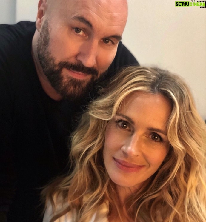 Julia Roberts - 269.6K Likes - Happy Birthday @sergenormant 💗🥳💗 You are a true and total friend and I Love You Utterly. 🌟🥰🌟