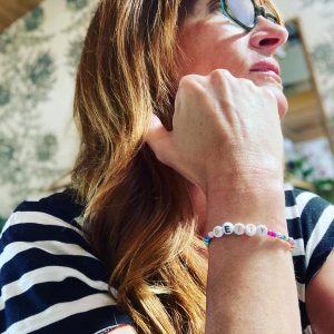 Julia Roberts Instagram - My Mothers Birthday.  Miss you everyday 💙