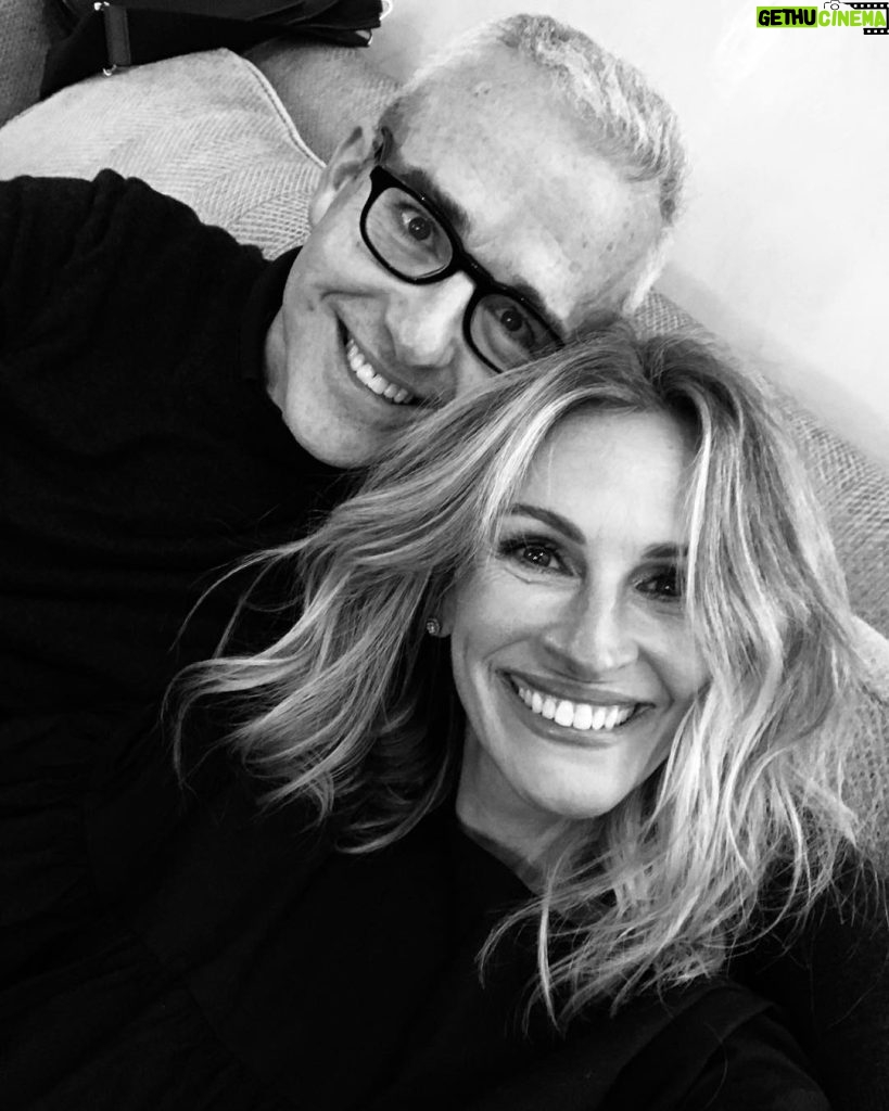 Julia Roberts Instagram - Happy to have my pal @mrjesscagle on the West Coast! ♥️☀️♥️