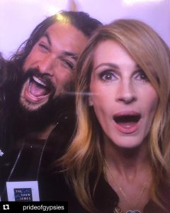 Julia Roberts Instagram - My new friend...Aqua man!