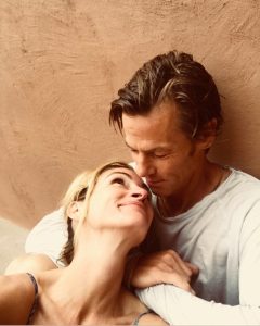 Julia Roberts Instagram - Happy Birthday to this amazing man who lights up our world. ✨⚡️✨⚡️ #131💞