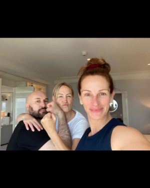 Julia Roberts Instagram - Happiest of Birthdays @andreaorbeck  You are so magical and wonderful. Love  and appreciate you deeply 💙
