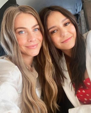 Julianne Hough Instagram - Today marks another year around the sun for one of the brightest lights! @nina 🤍🤍🤍