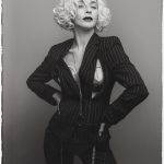 Julianne Hough Instagram - Channeled the ultimate queen for Music Video Night last week⚡️🌟 I can’t believe we’re halfway through the season already. I’ve been having such an amazing time co-hosting and getting to watch all the couples shine week after week. See you all tomorrow in the ballroom 💃