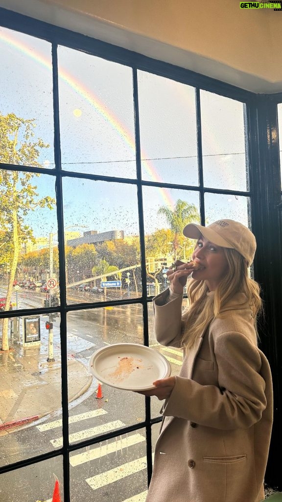 Julianne Hough Instagram - Out with the old energy, and in with the new. This was such a funny day - it was raining so hard, but the sun was shining and there was a double rainbow. It made me start to think about the seasons of life, and the decisions we make as we progress. Hair is such an outward expression of what those decisions are…of the internal journeys that we go through. The idea of the rain pouring, which could’ve been a melancholy day, but the sun was shining so bright that it almost felt like a cleansing. (I know, I know, but seriously!) Plus a double rainbow to show a sign of prosperity and all the life that is to come. It just felt like it was the right time to cut off some of the old energy and start fresh. Thanks for trusting me trusting you that you trust me @riawna & @ninezeroone 😉 #donttrythisathome🚫