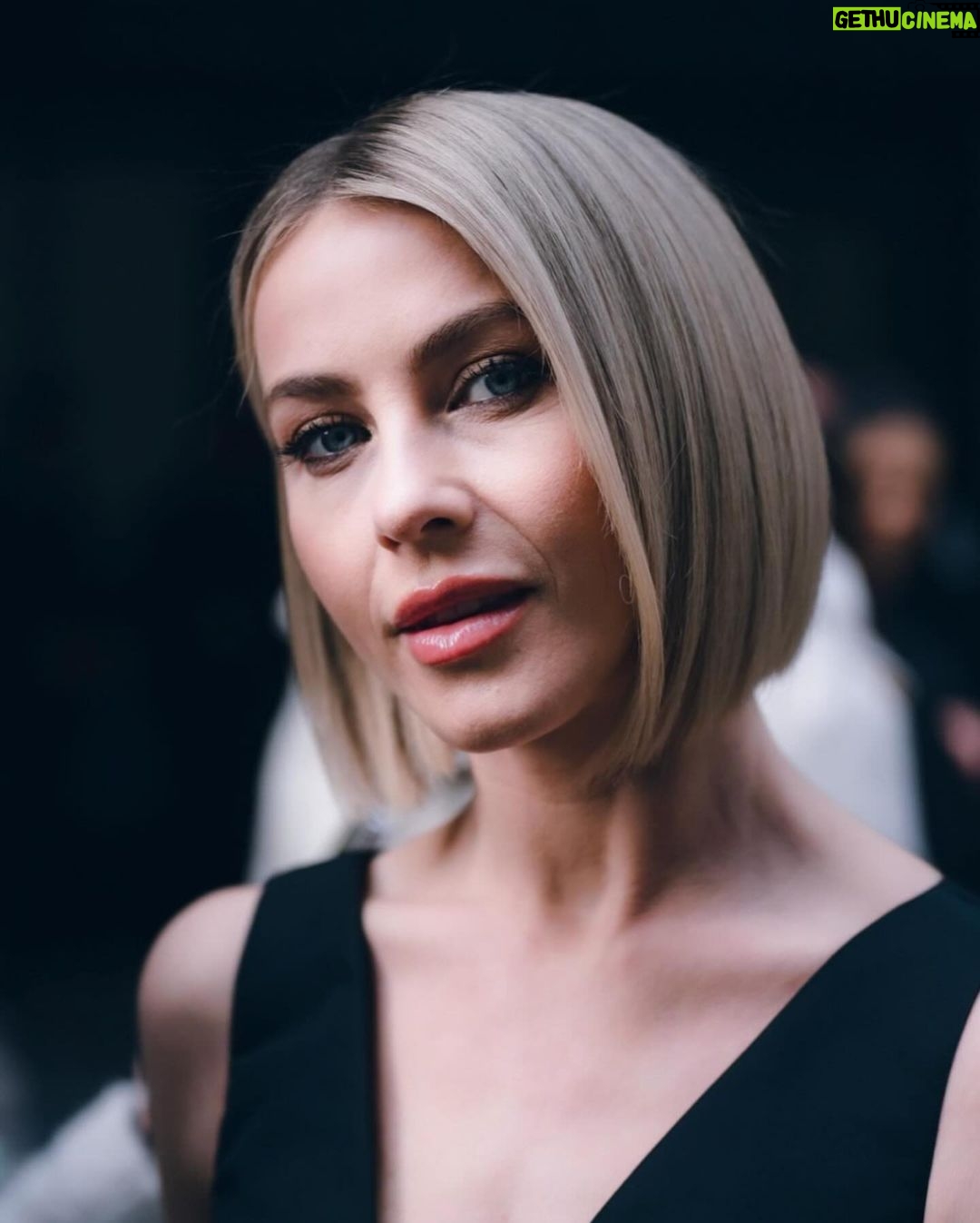 Julianne Hough Instagram - I fell in love with the magic of @danieldelcore years ago. The obsession only grew when I was able to wear one of his most iconic creations during my time as a host this season on Dancing With The Stars. Being invited to his show during Milan Fashion Week was nothing short of a privilege. I truly wish I could live in every piece - each one somehow more sophisticated than the next. To the entire @delcoreofficial team - thank you for your limitless warmth and kindness. Daniel, your light is reflected so evidently and beautifully in your craft. I feel honored to be a witness to such talent. Thank you π€
