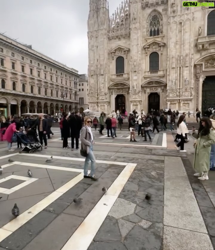 Julianne Hough Instagram - Ciao, Italia!