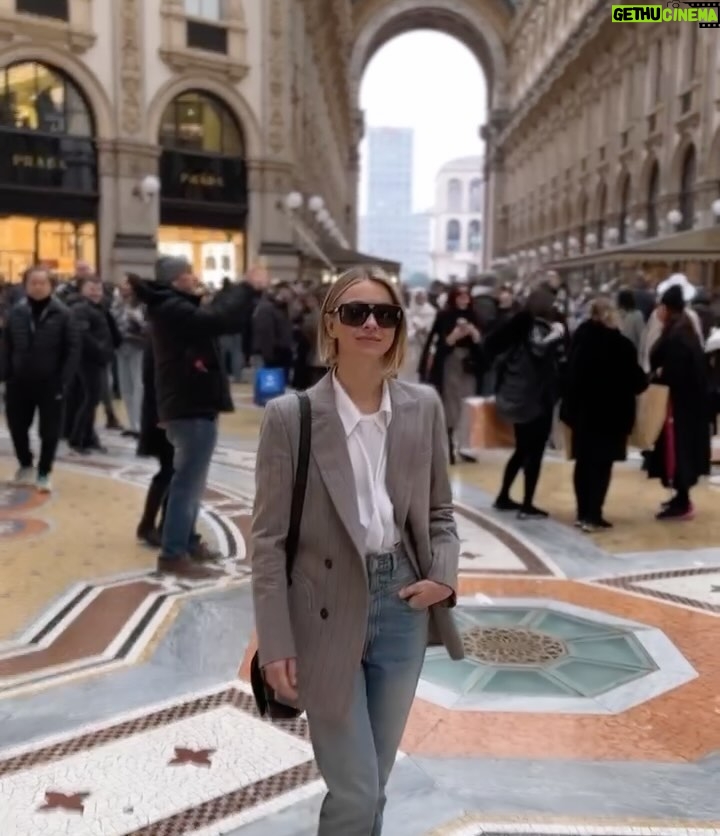 Julianne Hough Instagram - Ciao, Italia!