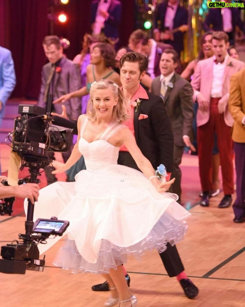 Julianne Hough Instagram - Hopelessly devoted to you, #GreaseLive 🤍8 years has come and gone in the blink of an eye! Grease Live, to this day, was one of my all-time favorite projects and experiences spent with some of the best humans. Love this musical and the cast and crew of it even more. Let’s get the band back together soon 😉♥️