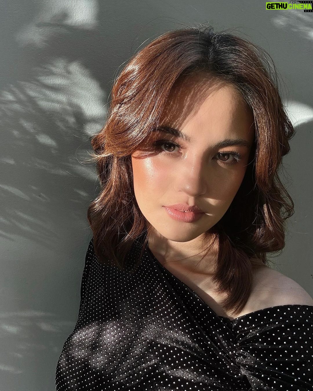 Julie Anne San Jose Instagram - Sunday 🫶🏼