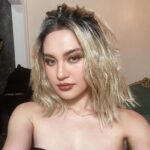 Julie Anne San Jose Instagram - Good day 😎 stream SOMETHING 🎵