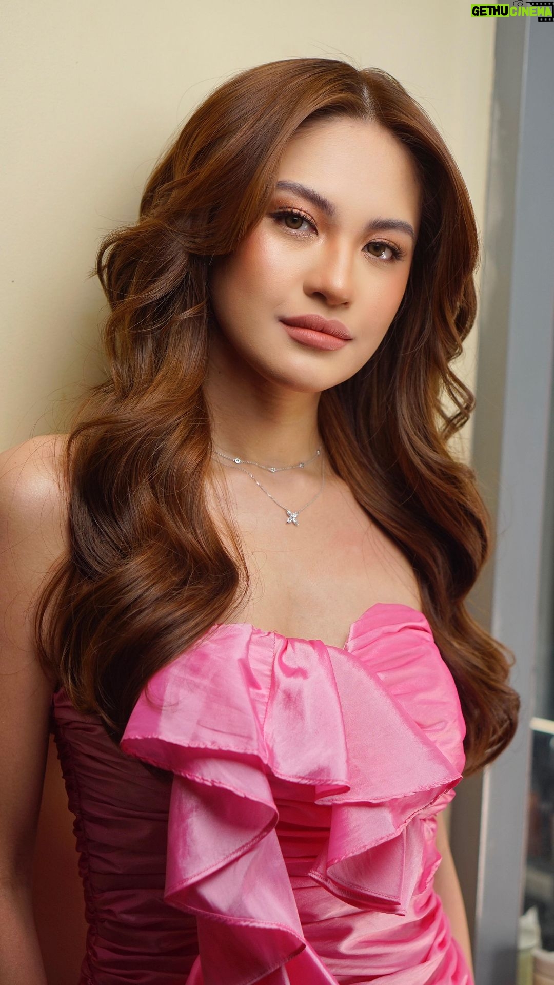 Julie Anne San Jose Instagram - yes, and 💕