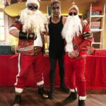 Julien Bam Instagram - Ich verabschiede mich von diesem absolut kranken Jahr. Es waren nicht nur Kurzfilme, die wir produziert haben, sondern die heftigsten Challenges, die uns tagtäglich herausgefordert haben. Danke, dass ihr (die Community) uns dabei begleitet ❤️ much much love von mir. Alleine @eternalgod ist jetzt gerade erst mal n Jahr alt, aber auch hier haben wir ein krasses Learning hinter uns und eine eigene Community aufgebaut. Danke dafür!!! Diese "letzten 3 Hauptvideos": Ein Segen und Fluch für alle Menschen die bei diesen Projekten mitgewirkt haben. Der Julien Bam Channel steht lange nicht mehr nur für Julien Bam, als Kunstfigur, sondern für Kunst und krasse Künstler, die die Projekte erst sehenswert machen. Auch danke hierfür. Und ich fliege nach 3 Jahren endlich mal wieder in die Heimat. Singapur. In 2 Tagen geht es los für die ganze Familie und ich werde die Zeit nutzen, um effektiv nichts zu tun 😴