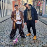 Julien Bam Instagram – Vor ca 6 Jahren hab ich mit @iblali den @greeenoriginal das erste mal in ner Toilette kennen gelernt. Bei irgend einem Videopreisverleih. Und jetzt haben wir n Song zusammen!!