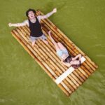 Julien Bam Instagram – Floß gebaut, Girl geklaut. 

Nach paar blauen Flecken, Sonnenbrand und Nägel im Arm sind wir dann doch erfolgreich auf hohe See aufgestochen 

@enisazej_ Karibik