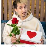 Julien Bam Instagram - Valentinstag steht vor der Tür! Warte nicht, dass dir jemand Rosen schenkt. Swipe jetzt nach rechts für ein Match und du bekommst von mir ein Valentinstagsgeschenk. Heute und morgen gibt es 14% Rabatt auf alle Produkte bei @eternalgod mit dem Code: ETERNALLOVE14 P.S. Alle 10 Minuten verliebt sich ein Single in Eternal God