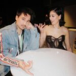 Julien Bam Instagram - Wir sind random @elifmusic Btw, danke für 6,6 Mio Streams auf Bunny Bars 🐰 Foto by: @lukandsimon