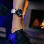 Julien Bam Instagram - Werbung Zeitgeist der Mode getroffen. #UnfoldYourWorld #GalaxyWatch4 #TeamGalaxy @samsunggermany Danke @hat.n.cap für Foto maken