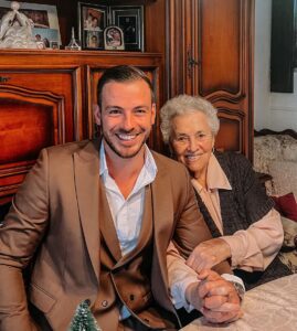 Julien Bert Instagram - Joyeux noël ma juliette 👵❤️