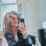 Julieta Nair Calvo Instagram - Cambio de look 💇🏻‍♀️ Siempre a cargo de mi amigo y número 1 @cristianreystyle . Gracias por acompañarme desde hace tantos años y darme la seguridad para meter estos cambios . Te quieroooo ! Les gusta ?