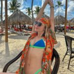 Julieta Nair Calvo Instagram - Mood: Juan Luis guerra en loop 🏝️🌊 Bayahibe Rep.Dominicana
