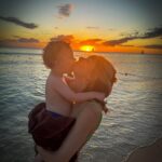 Julieta Nair Calvo Instagram - Hoy con mis osos 🌅 Los amo