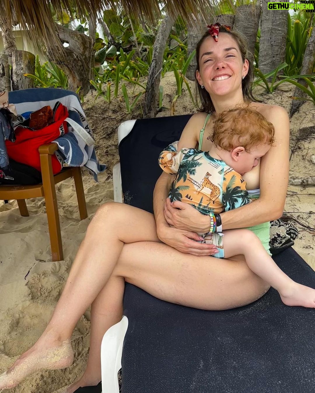 Julieta Nair Calvo Instagram - Dump de estos días preciosos ✈️🩷 Grand Palladium Punta Cana Resort & Spa