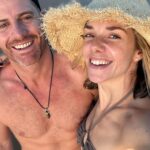 Julieta Nair Calvo Instagram - Amor de mi vida . Feliz vuelta al sol. Cada año más con vos es más felicidad . Gracias por estar en nuestras vidas . Te amamos papi rolo .